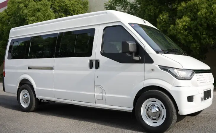 5.1m van
